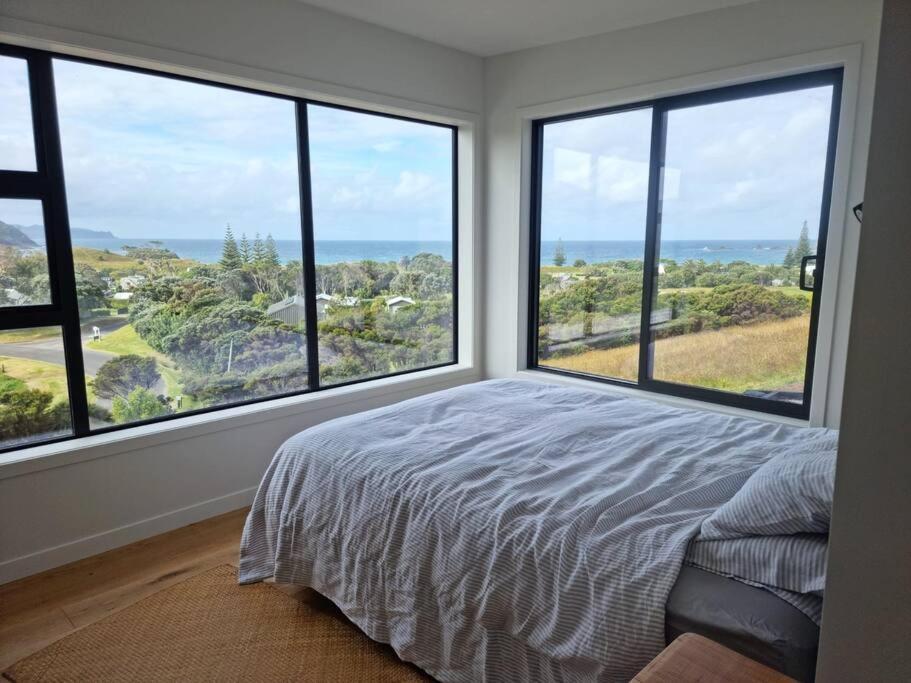 Xspot Medlands Beach House - Ocean Views - Short Stroll To The Beach ภายนอก รูปภาพ