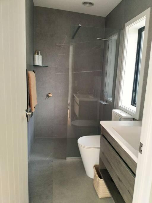 Xspot Medlands Beach House - Ocean Views - Short Stroll To The Beach ภายนอก รูปภาพ