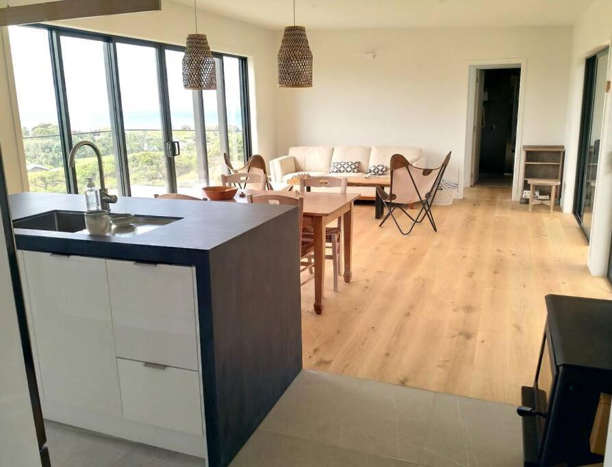 Xspot Medlands Beach House - Ocean Views - Short Stroll To The Beach ภายนอก รูปภาพ